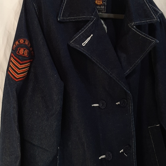 Jacket - Picture 2 of 6